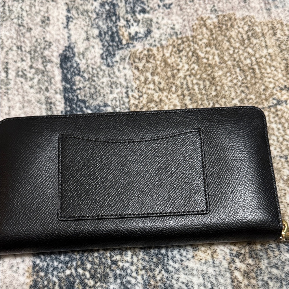 Michael Kors Black Saffiano Leather Zip-Around Wallet with Gold Logo - Picture 2 of 6